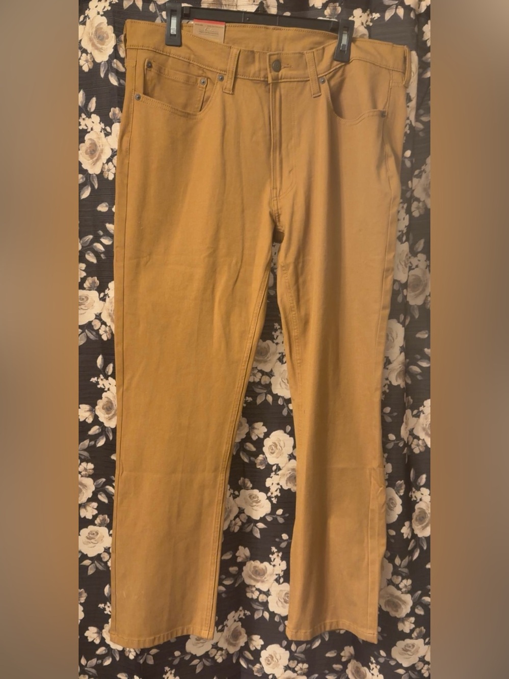 Levi’s 514 Slim Straight Men’s Khaki Pants NWT